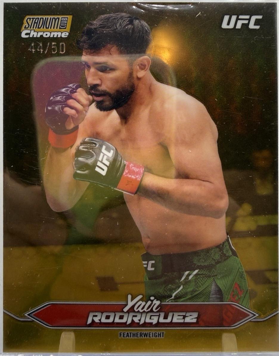 Yair Rodriguez [Gold Refractor] #C-110