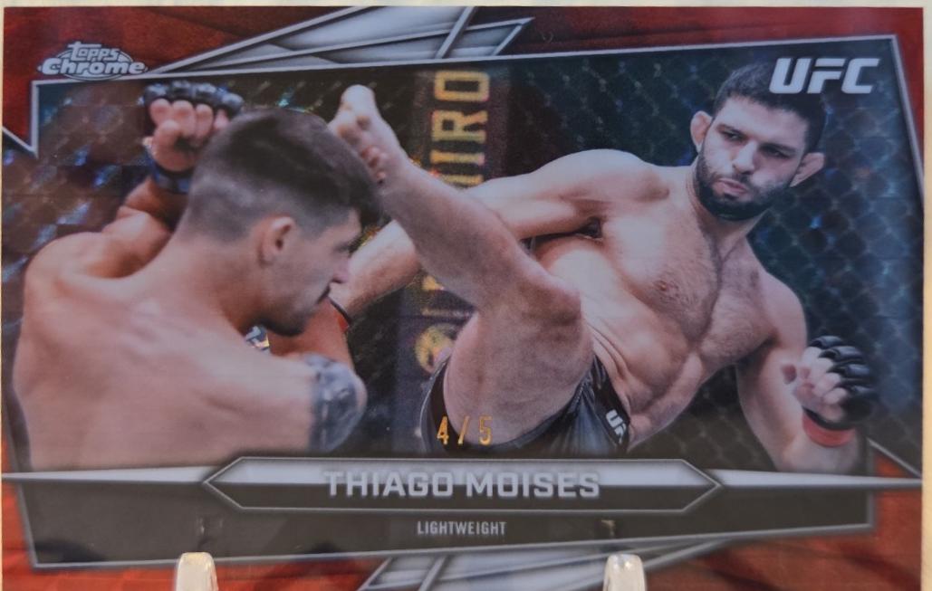 Thiago Moises [Red Geometric Refractor] #181
