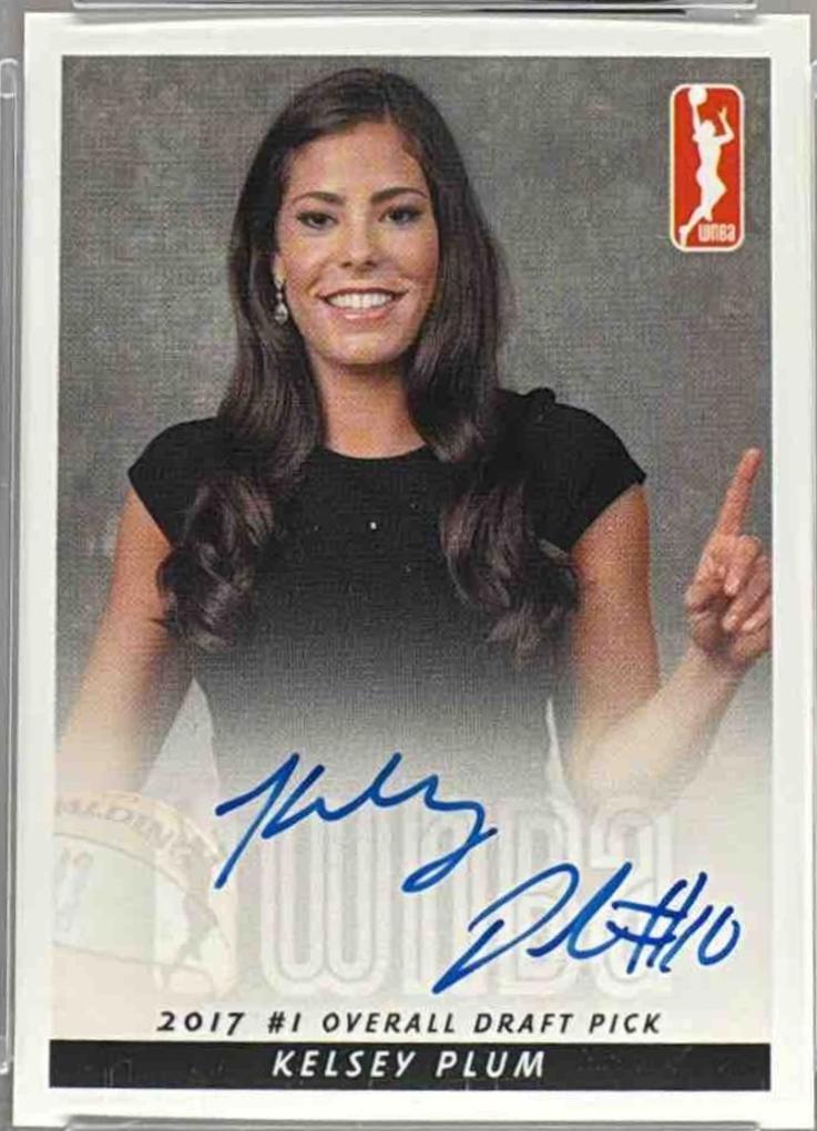 Kelsey Plum [Street Clothes]
