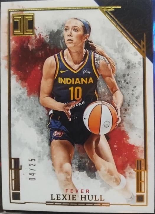 Lexie Hull [Gold] #35