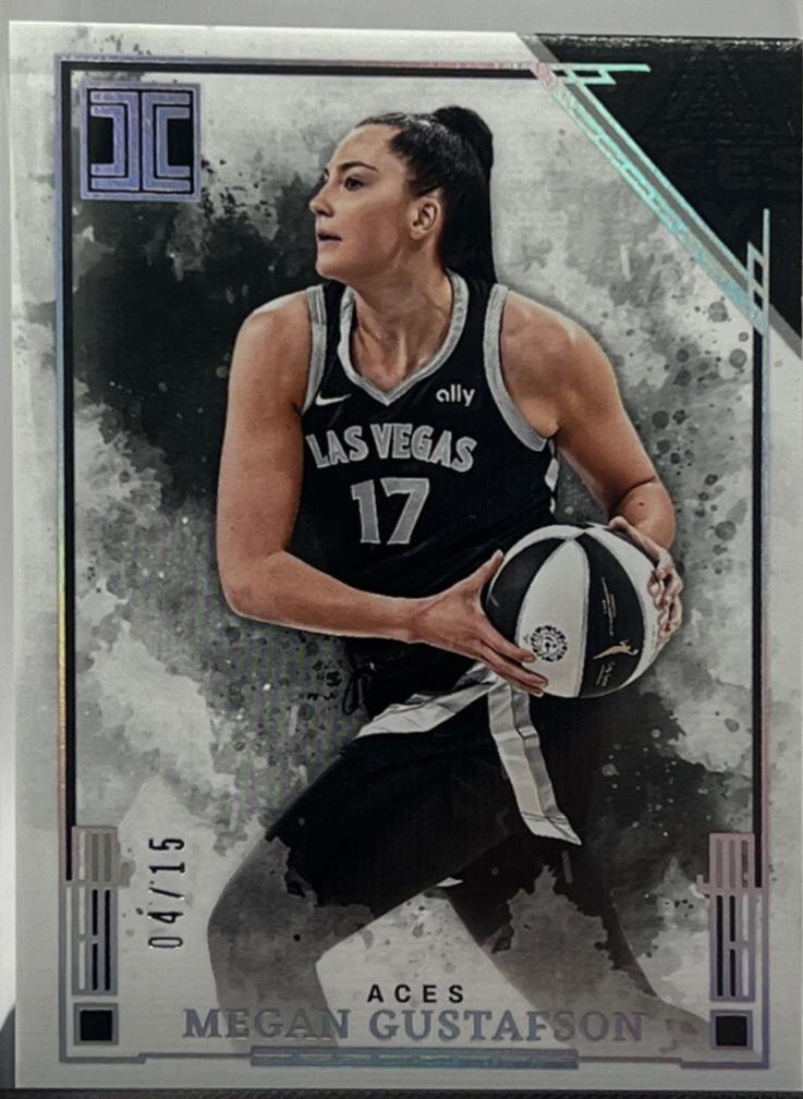 Megan Gustafson [Holo Silver] #87