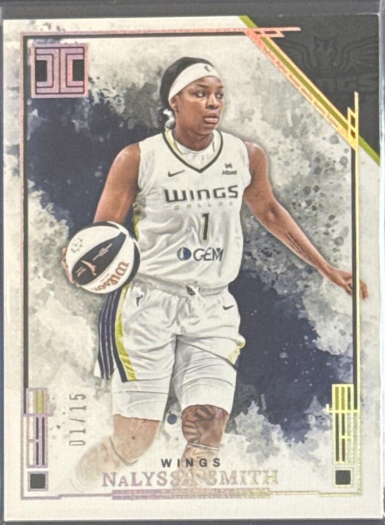 NaLyssa Smith [Holo Silver] #81