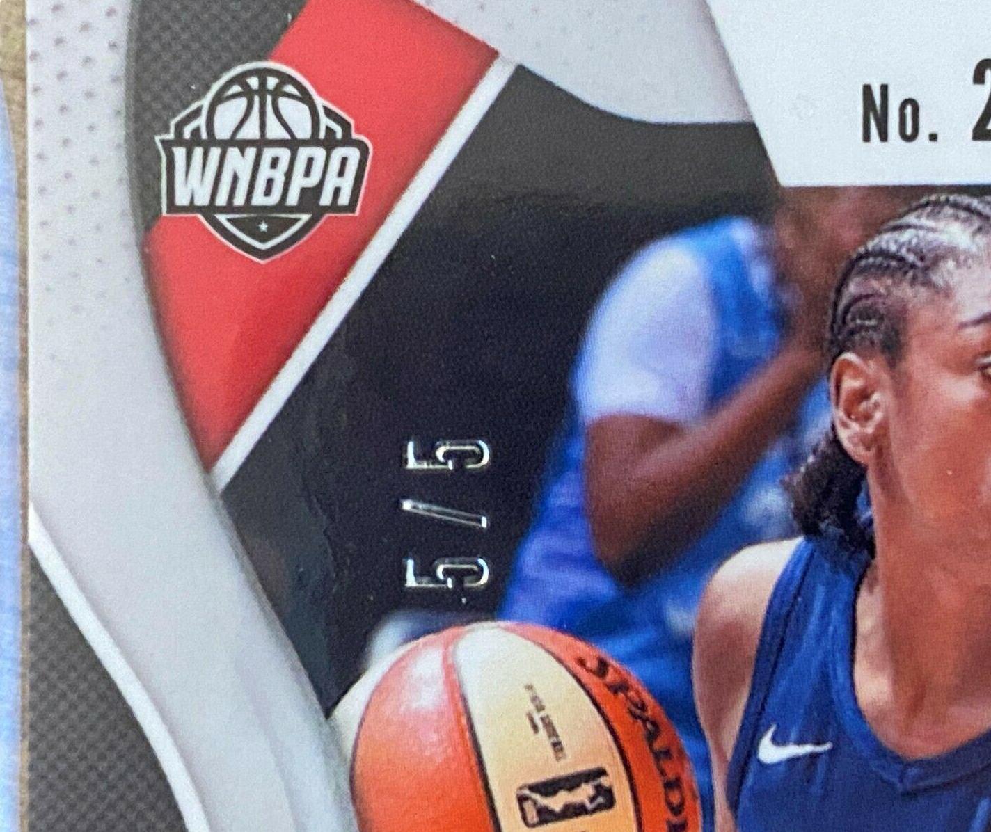 Tiffany Hayes [Prizm Black Gold] #25
