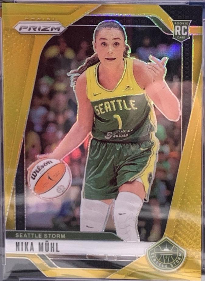 Nika Muhl [Gold] #75