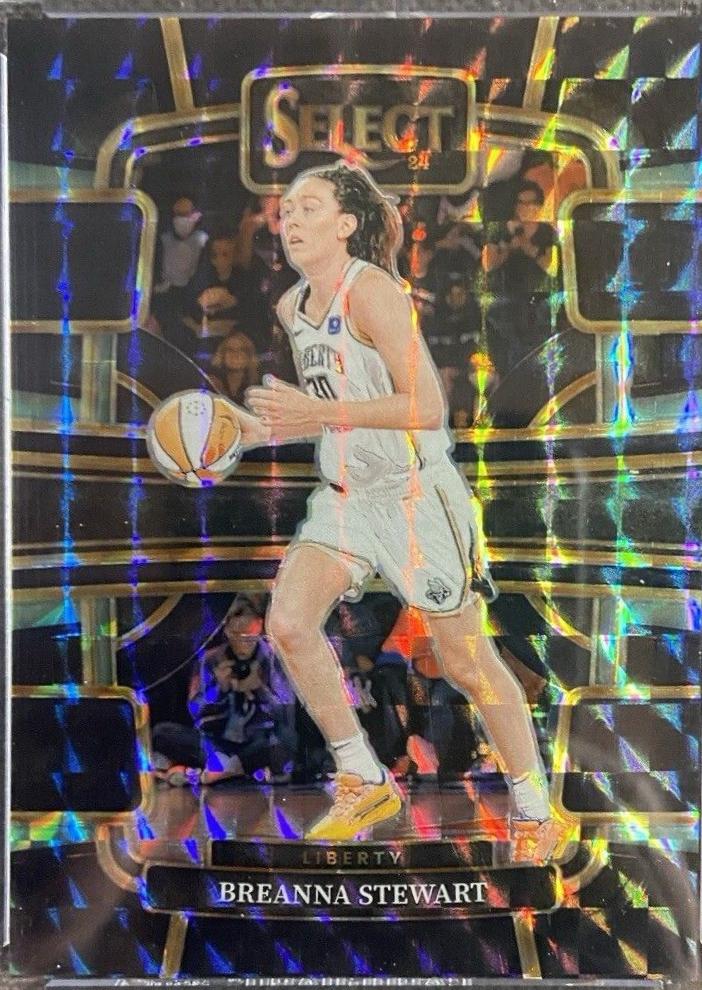Breanna Stewart [Black Finite Prizm] #13