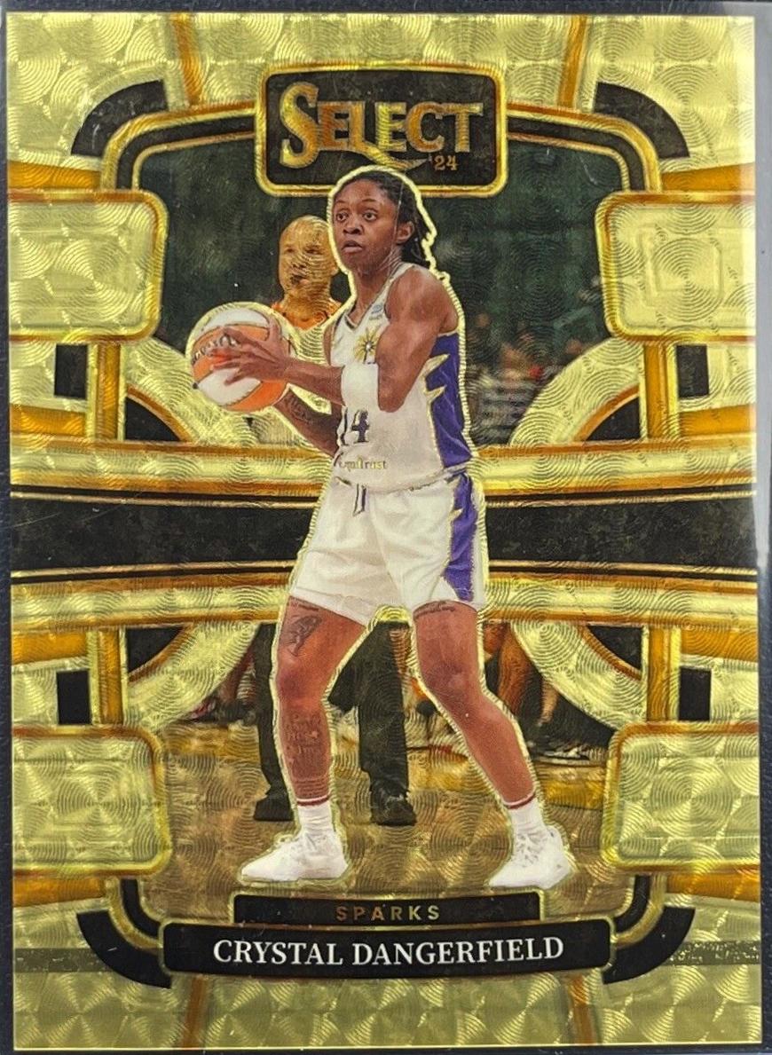Crystal Dangerfield [Gold Vinyl Prizm] #35