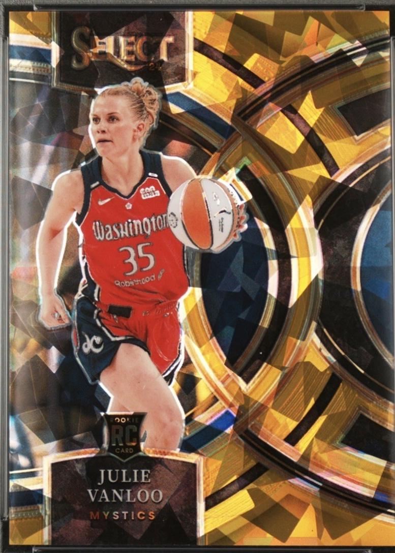Julie Vanloo [Ice Gold Prizm] #160