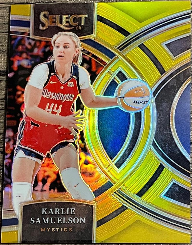 Karlie Samuelson [Gold Prizm] #132