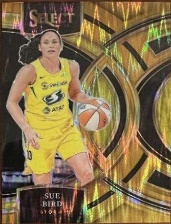 Sue Bird [Gold Flash Prizm] #150