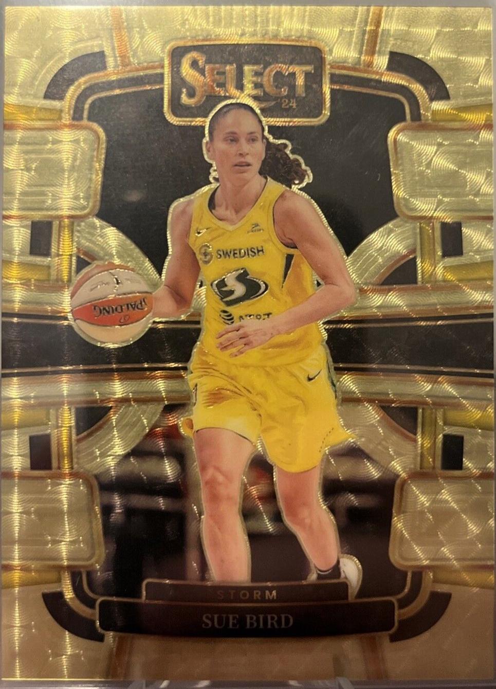 Sue Bird [Gold Vinyl Prizm] #30