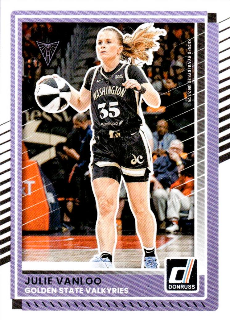 Julie Vanloo #29