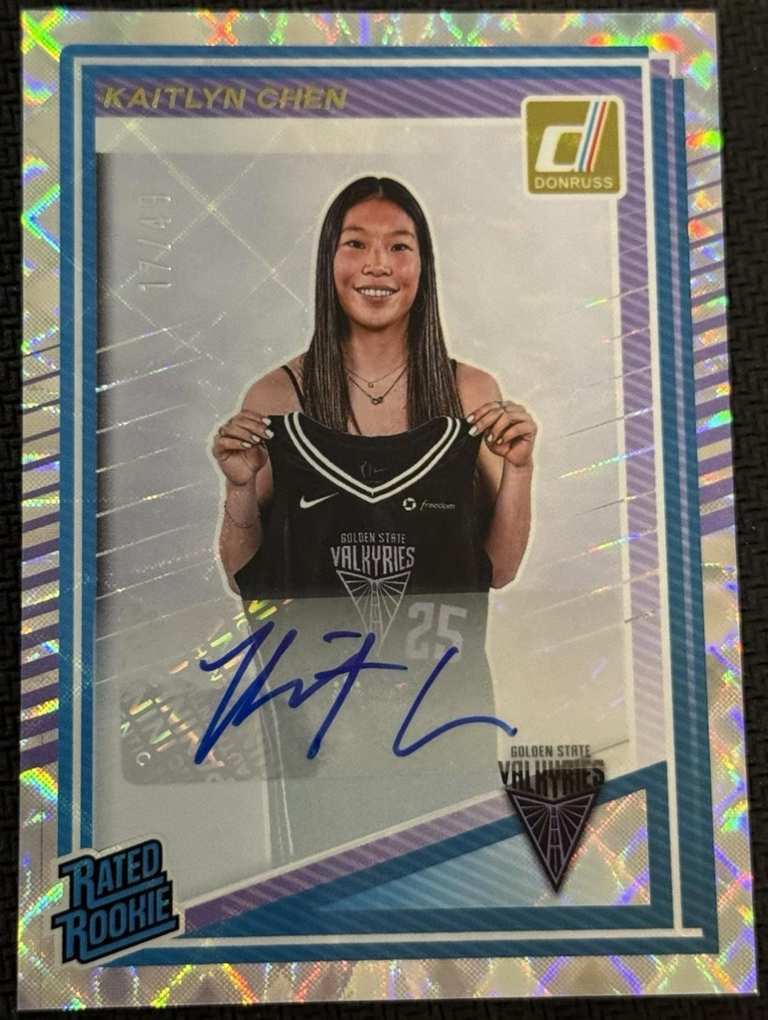 Kaitlyn Chen [Holo Frame Signature] #90