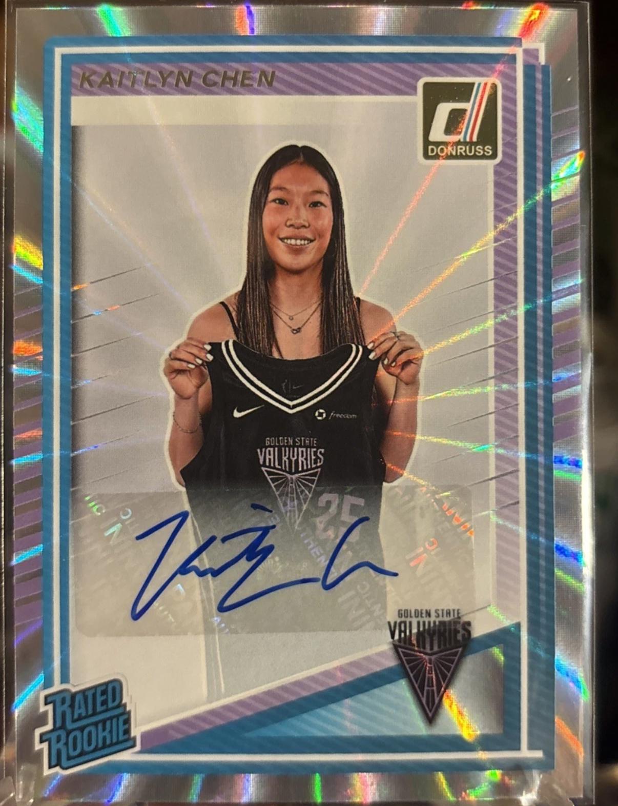 Kaitlyn Chen [Holo Laser Signature] #90