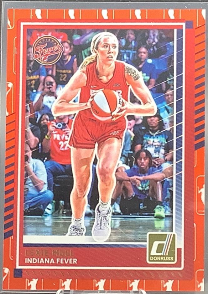 Lexie Hull [Holo WNBA Logo] #85