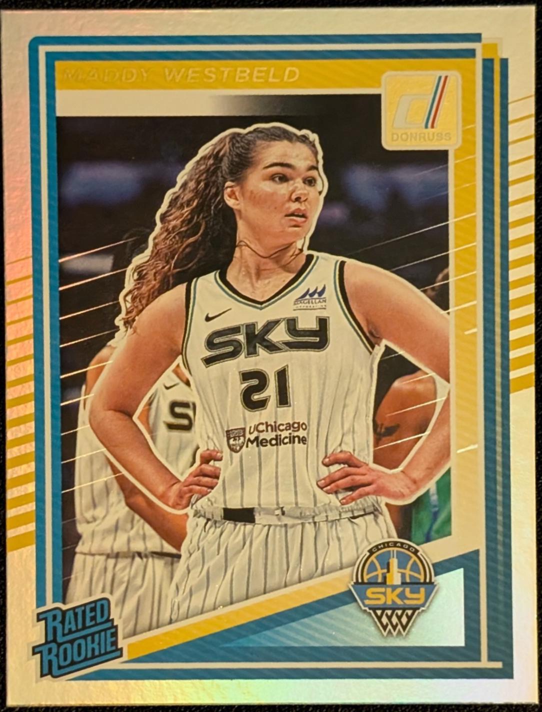 Maddy Westbeld [Holo Laser Signature] #98