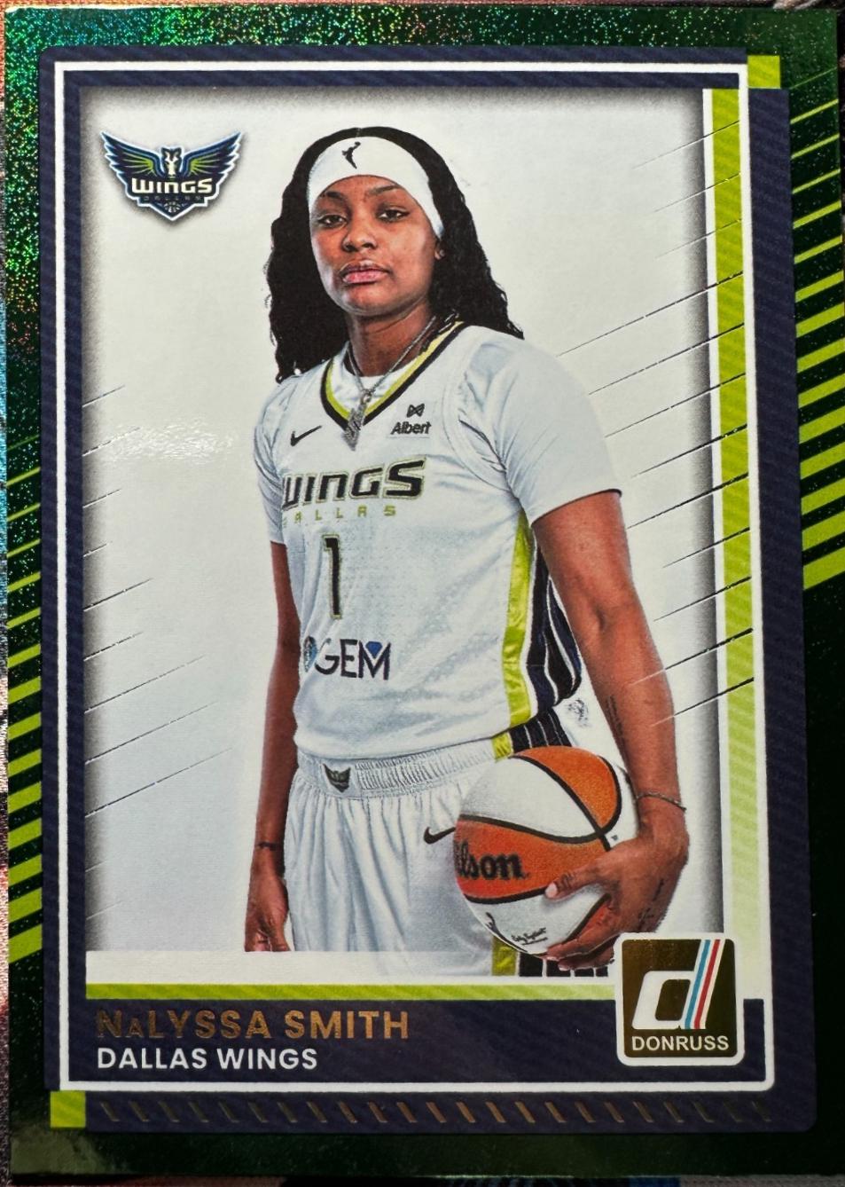 NaLyssa Smith [Green Shimmer] #48