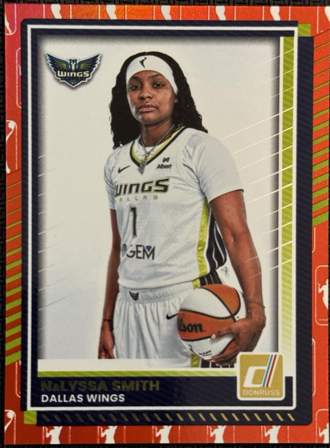 NaLyssa Smith [Holo WNBA Logo] #48