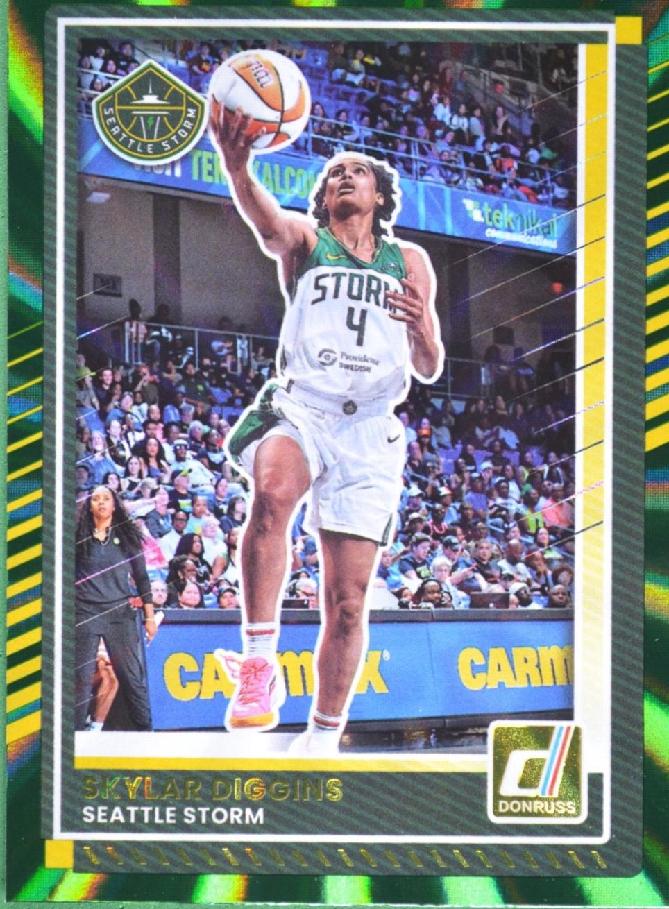Skylar Diggins [Green Laser] #26