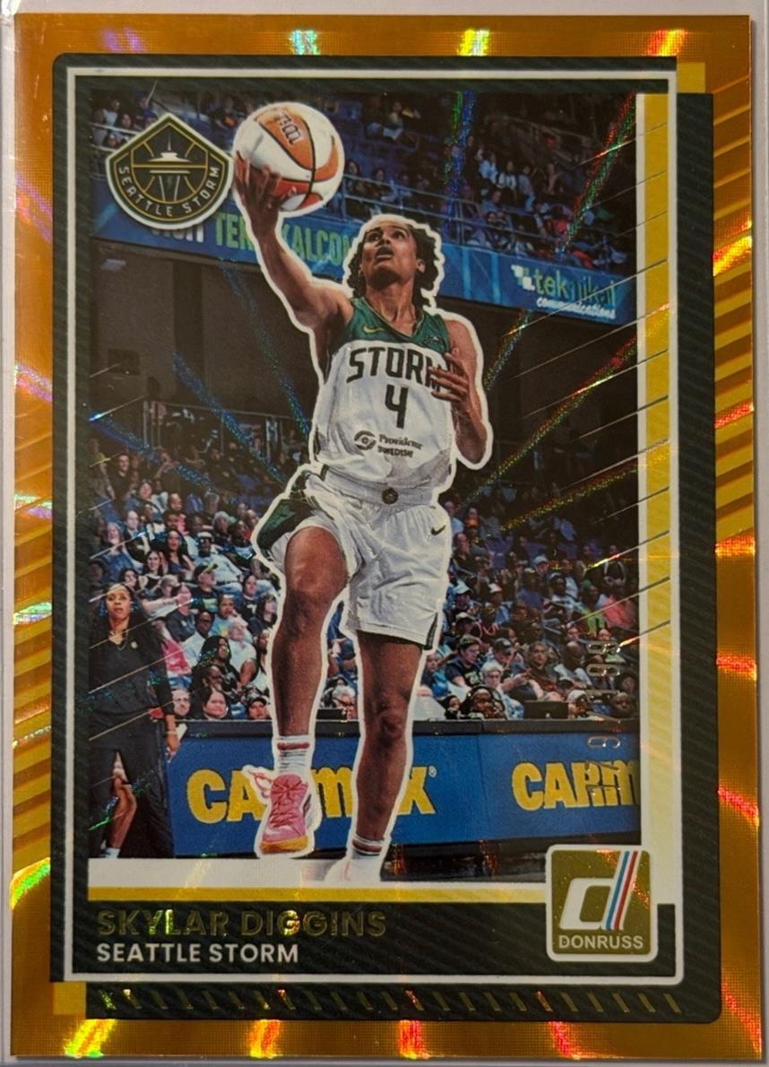 Skylar Diggins [Orange Laser] #26