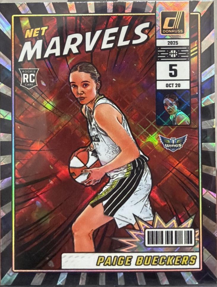 Paige Bueckers [Diamond] #23