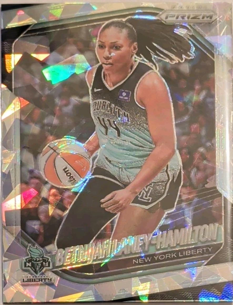 Betnijah Laney-Hamilton [Ice] #114