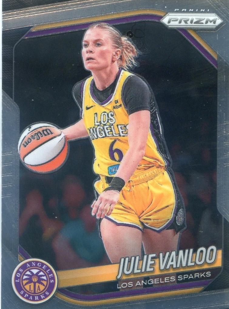 Julie Vanloo #132