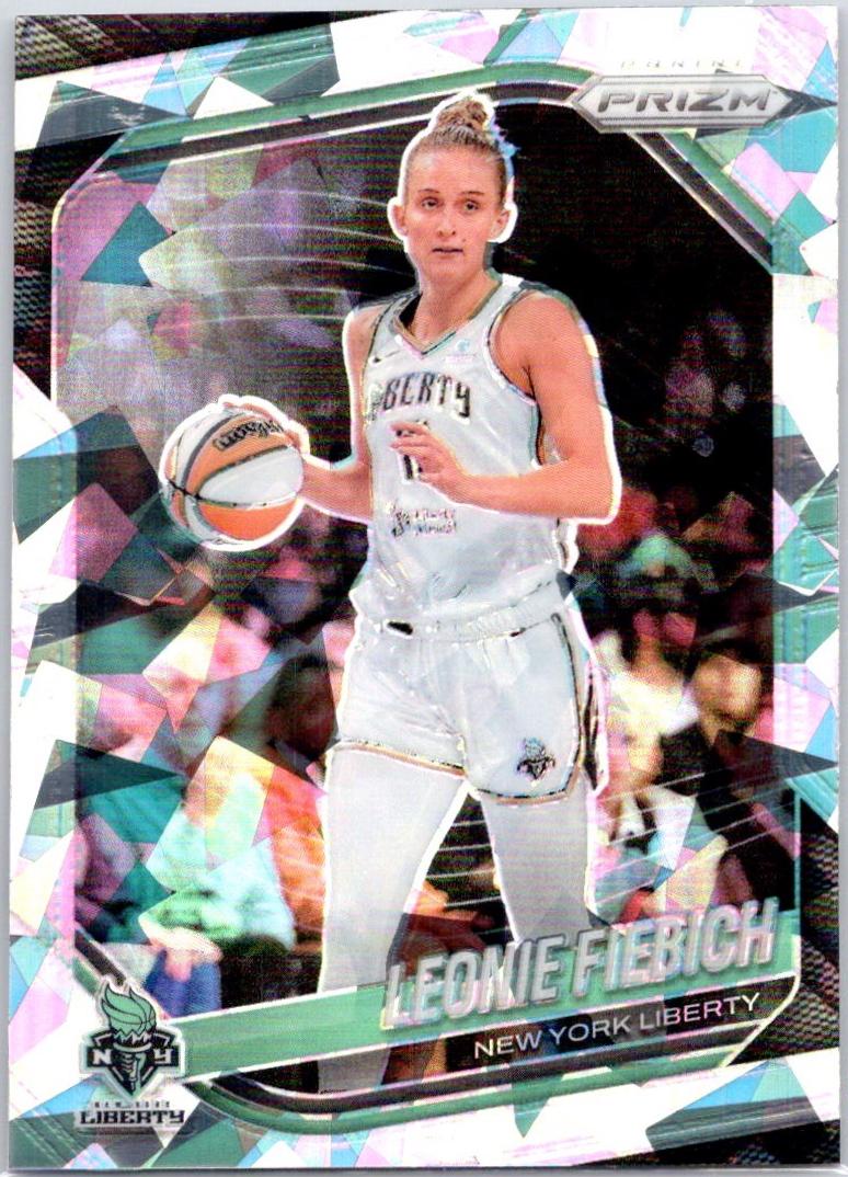 Leonie Fiebich [Ice] #74