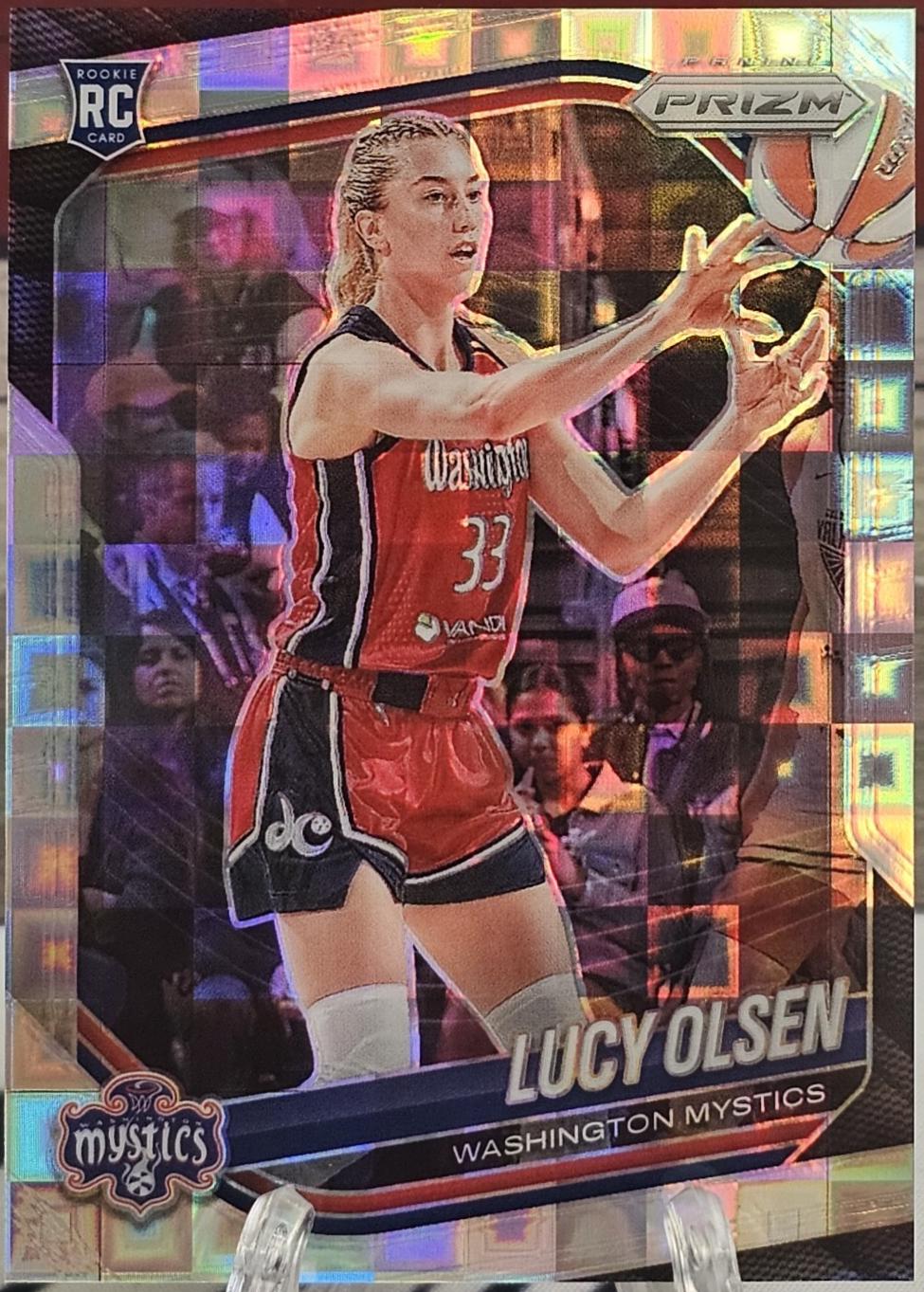 Lucy Olsen [Pandora] #104