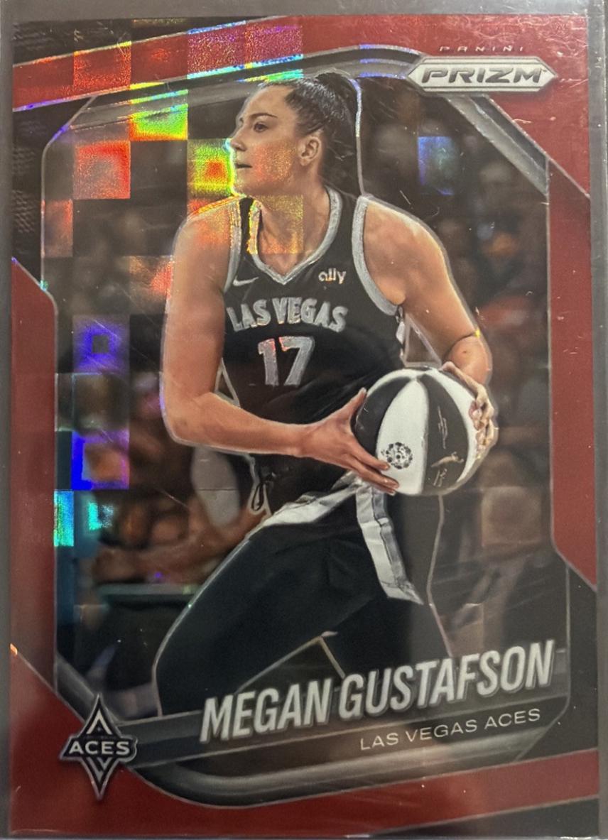 Megan Gustafson [Red Pandora] #49