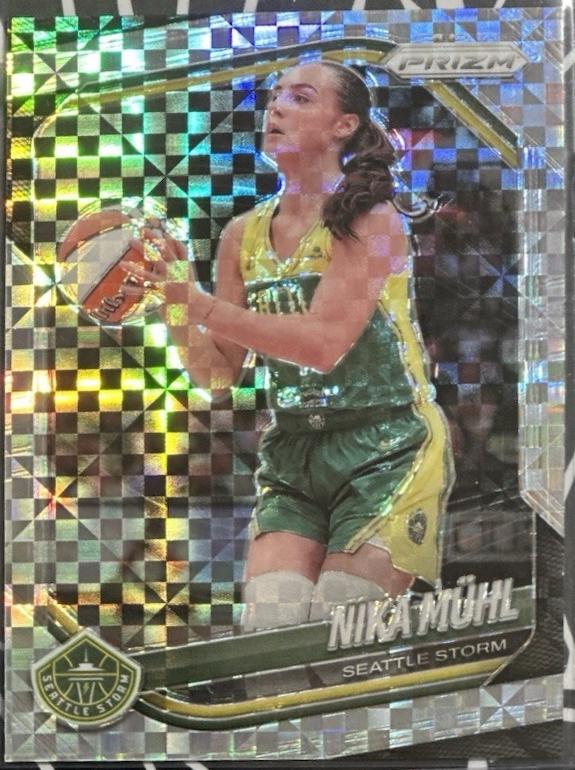 Nika Muhl [Checkerboard] #127