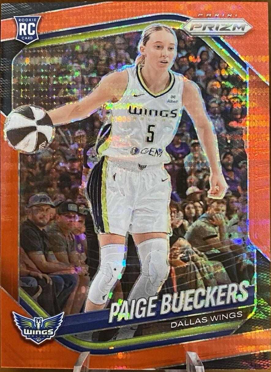 Paige Bueckers [Red Pulsar] #5