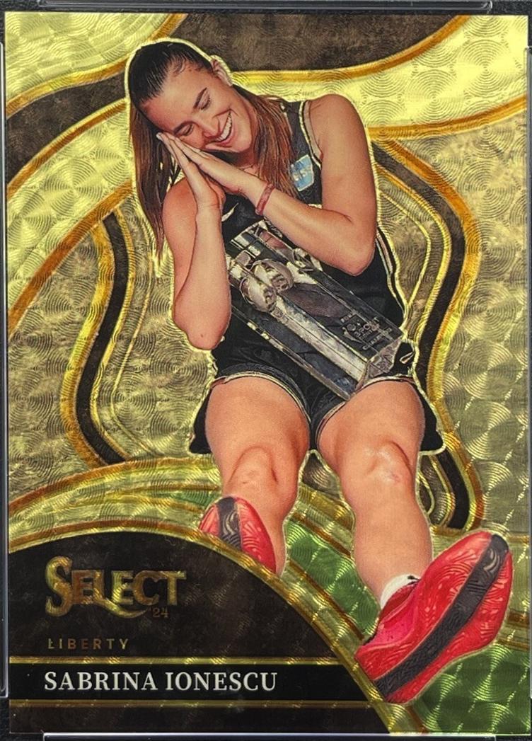 Sabrina Ionescu [Gold Vinyl Prizm] #248