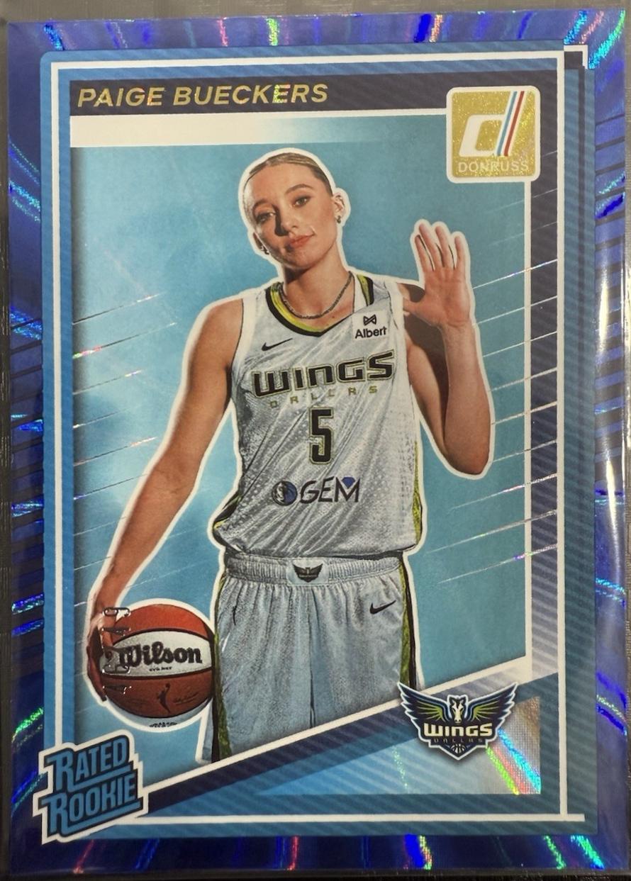 Paige Bueckers [Blue Laser Signature] #86