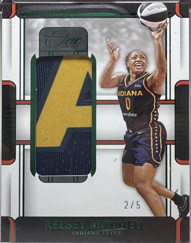 Kelsey Mitchell [Holo Emerald] #55