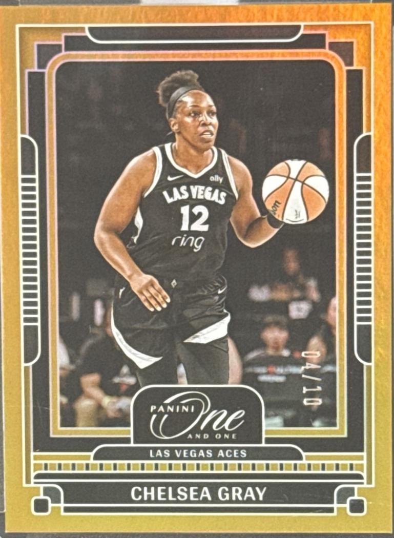 Chelsea Gray [Holo Gold] #15