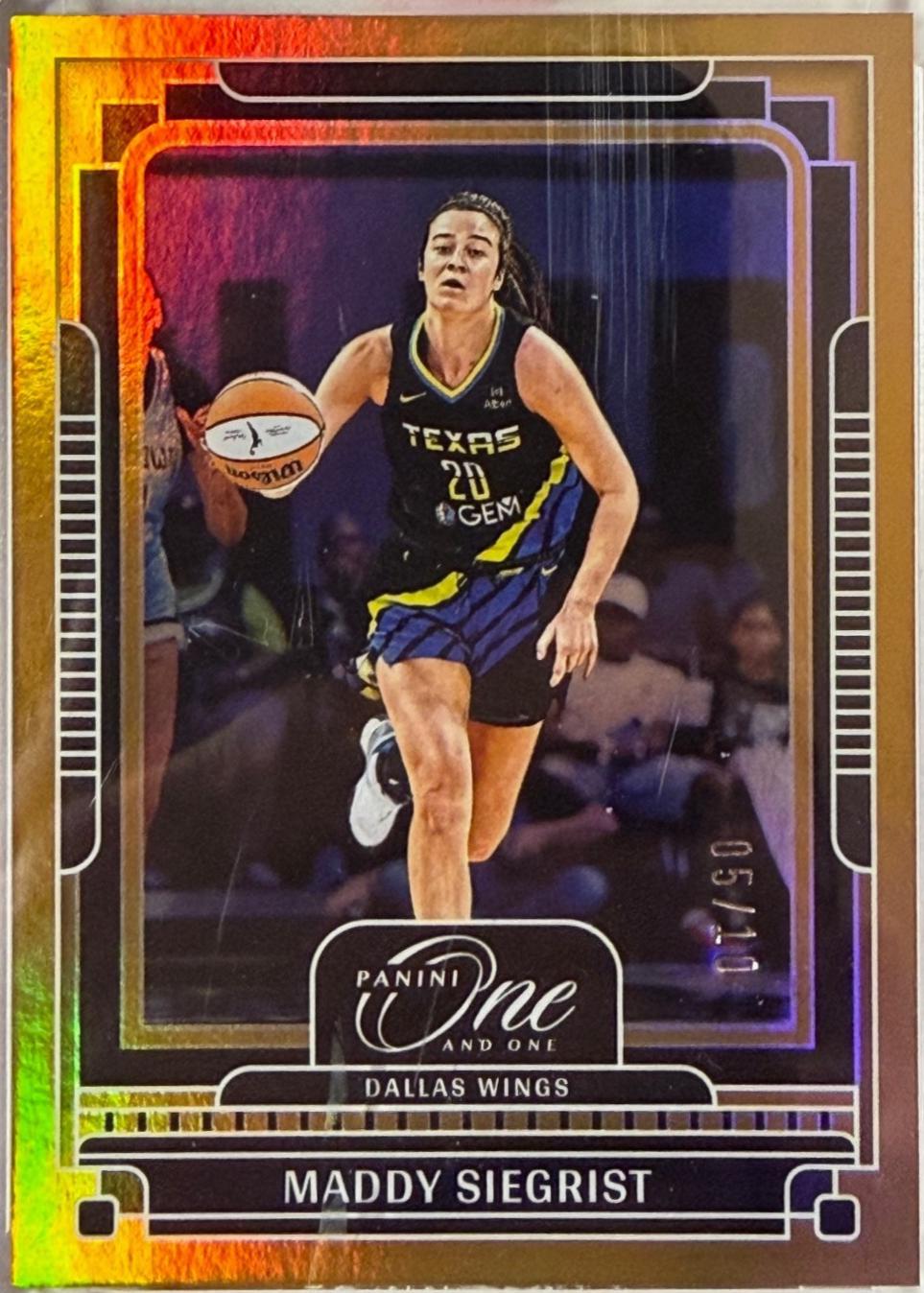 Maddy Siegrist [Holo Gold] #12