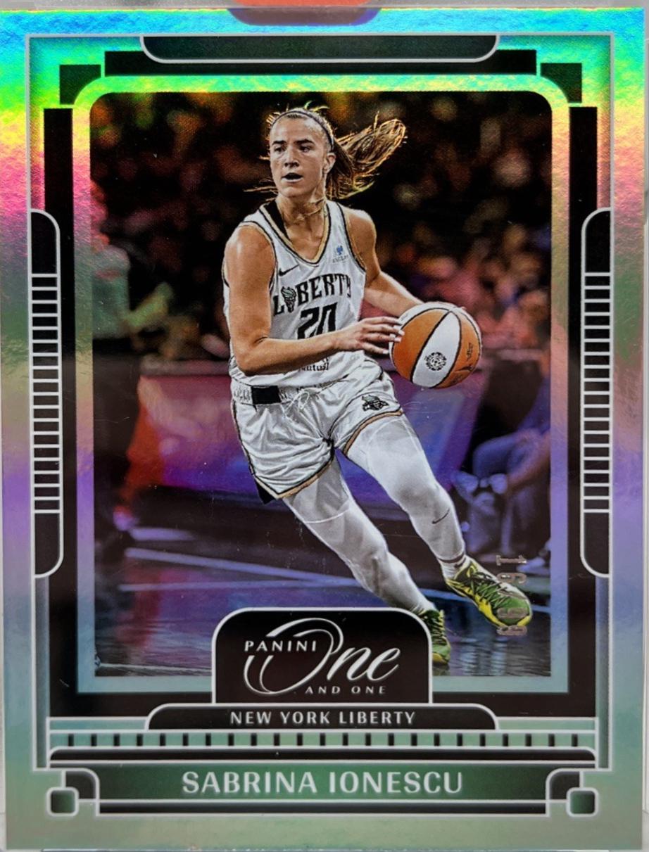 Sabrina Ionescu [Holo Emerald] #41