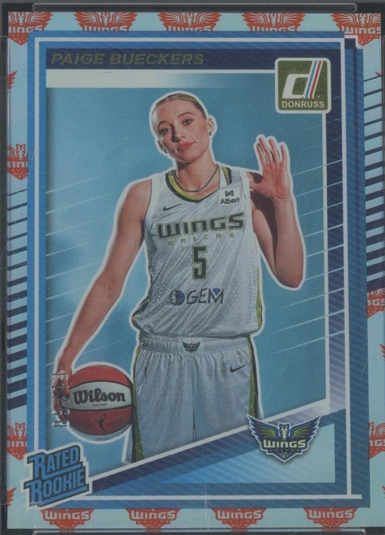 Paige Bueckers [Holo Team Logo] #86