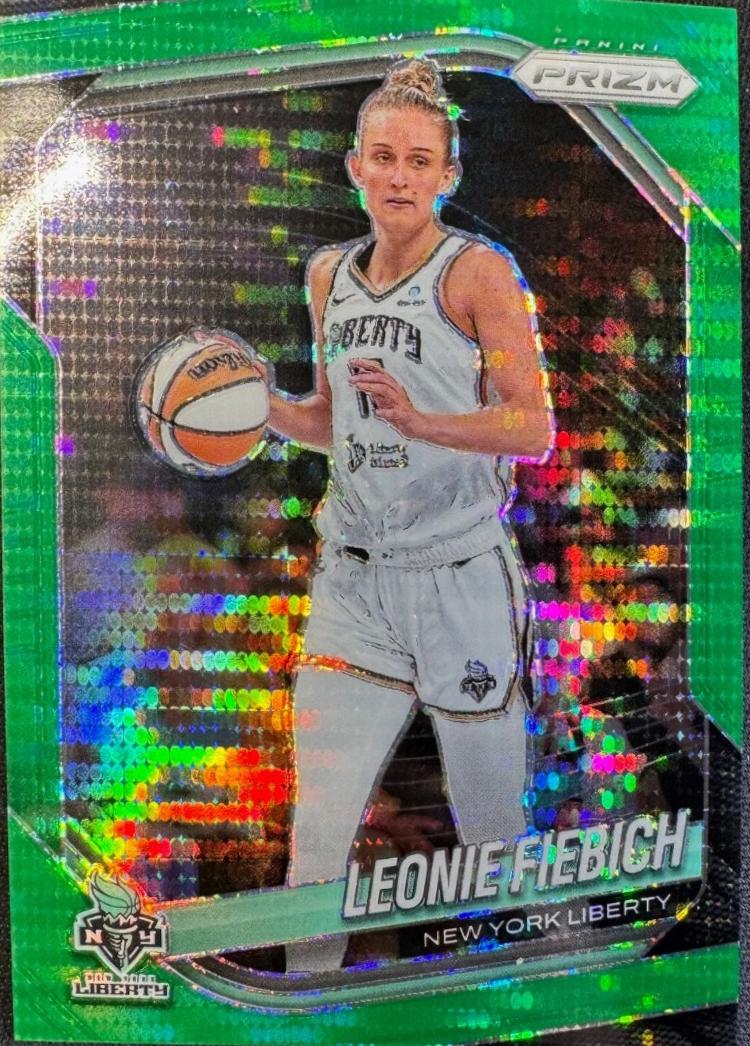 Leonie Fiebich [Green Pulsar] #74