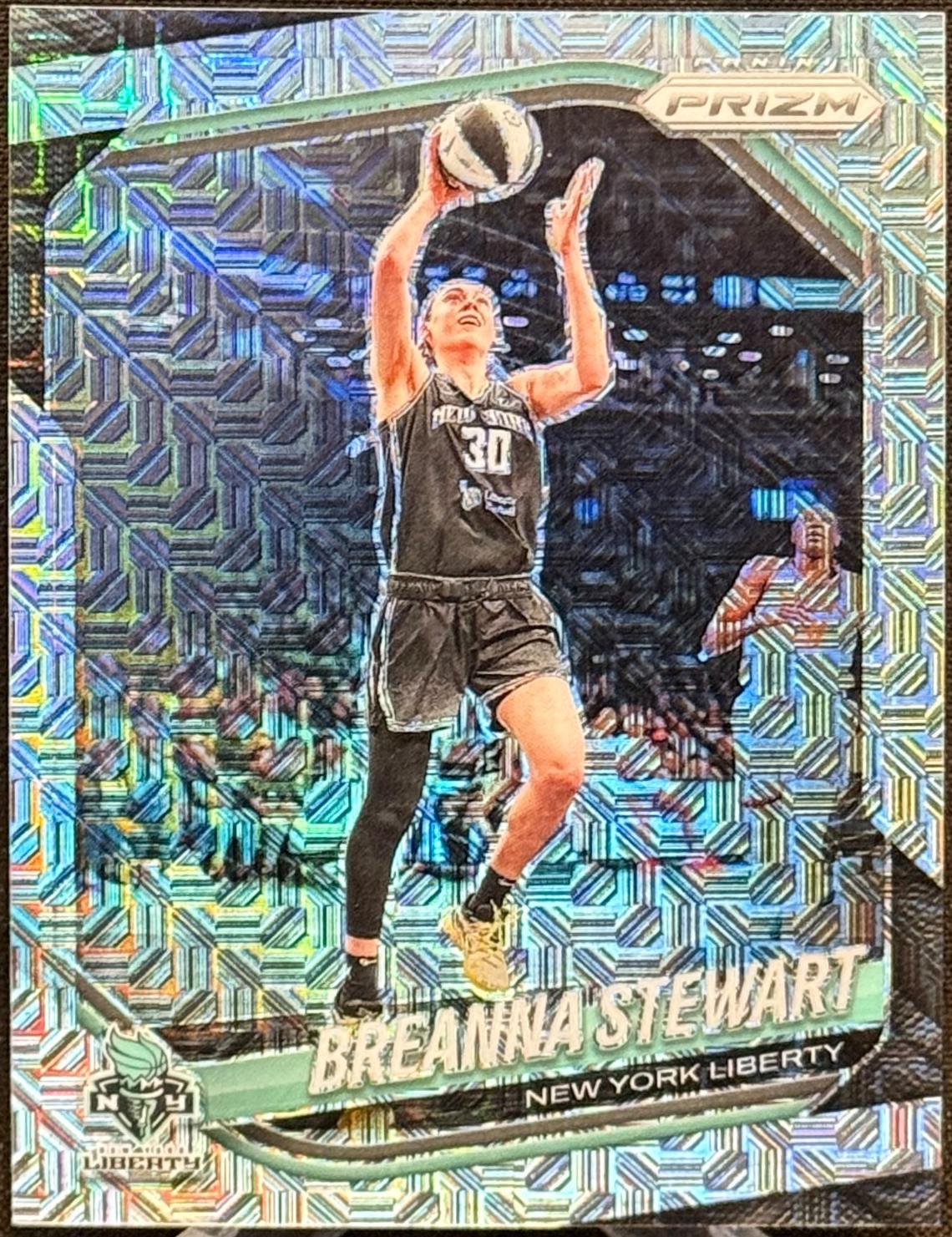 Breanna Stewart [Green Pulsar] #26