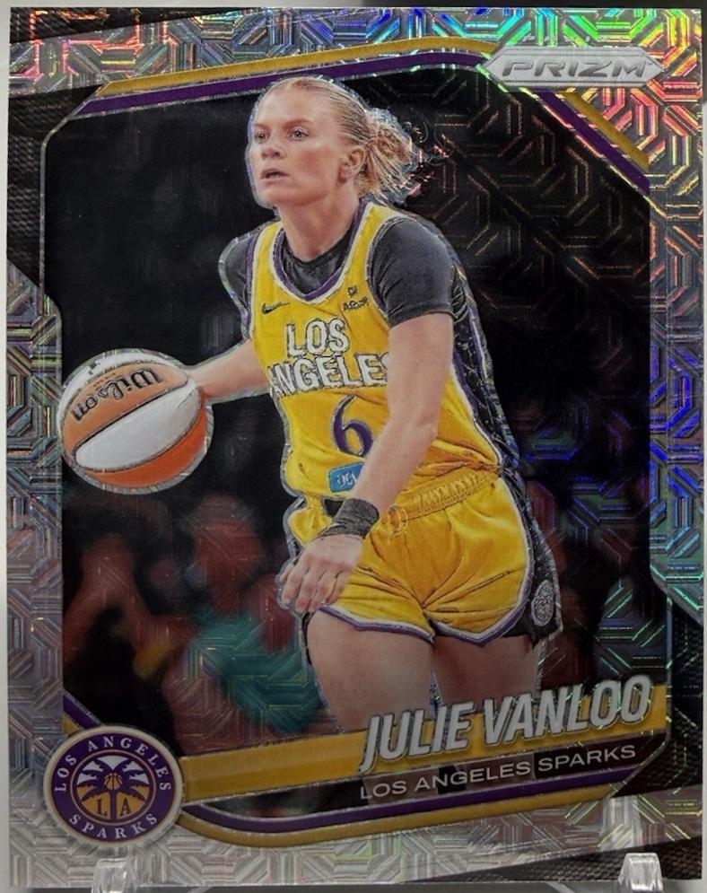 Julie Vanloo [Mojo] #132