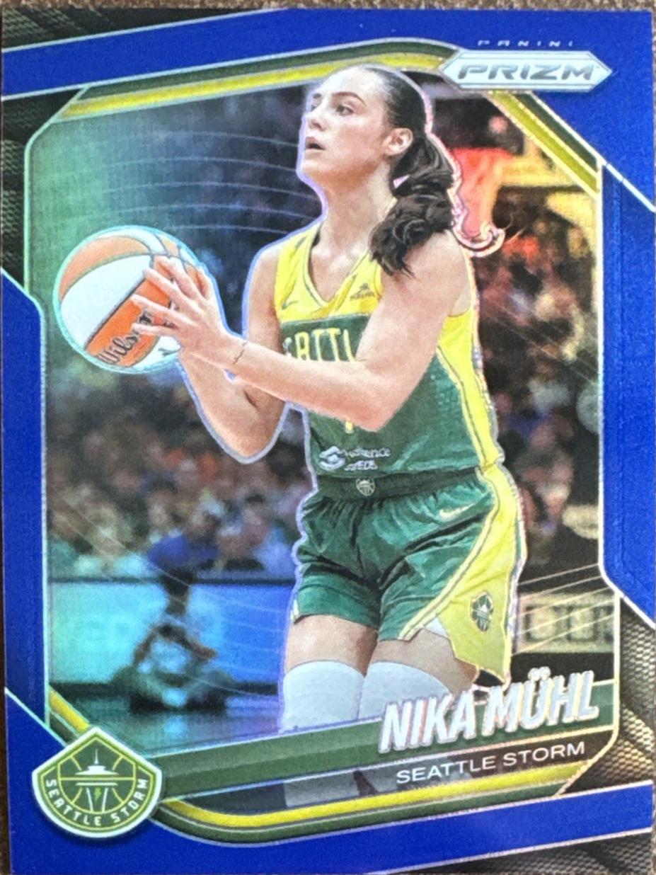 Nika Muhl [Blue] #127