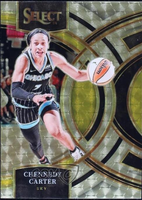 Chennedy Carter [Gold Vinyl Prizm] #199
