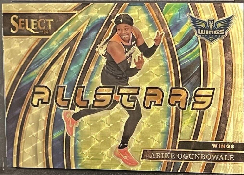 Arike Ogunbowale [Gold Vinyl Prizm] #6