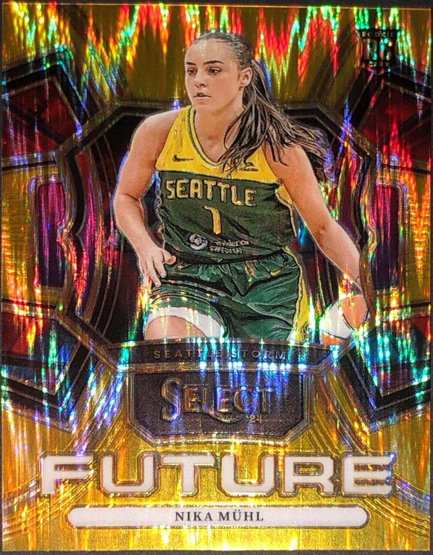 Nika Muhl [Gold Flash Prizm] #3