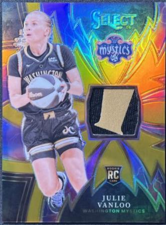 Julie Vanloo [Gold Prizm] #28