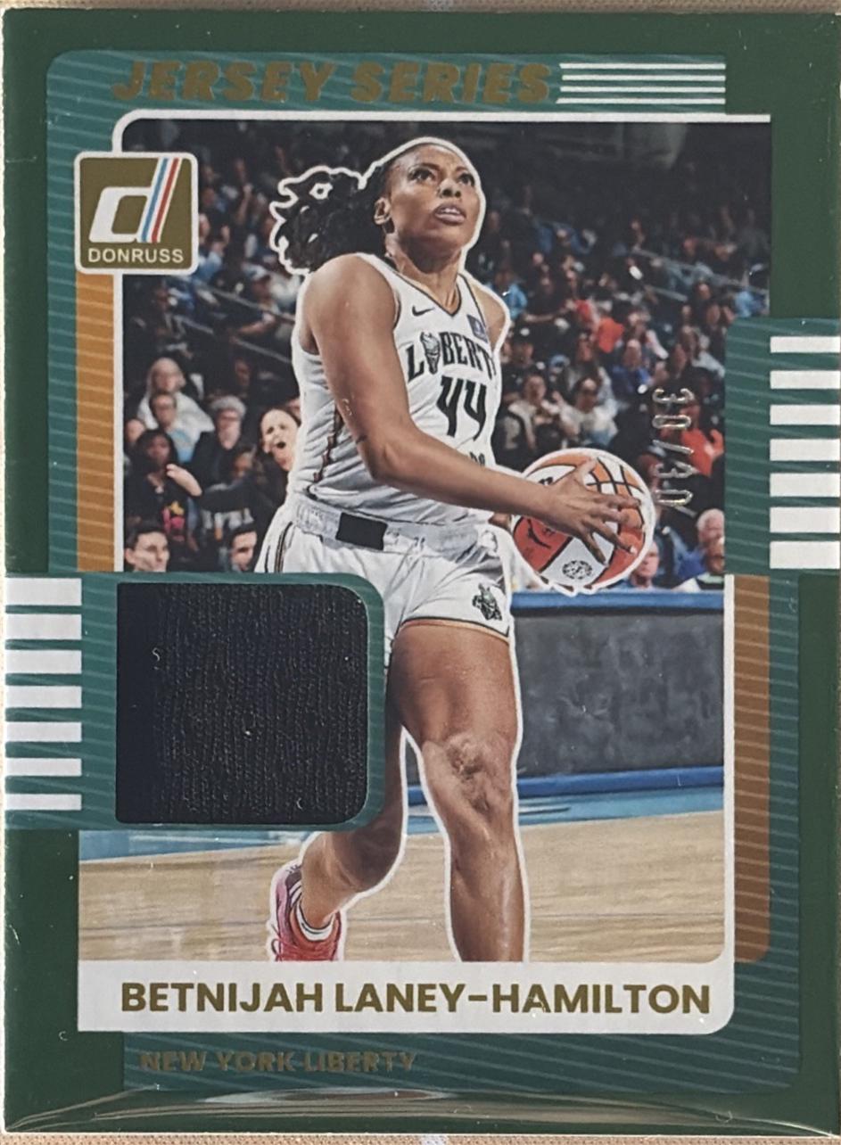 Betnijah Laney-Hamilton [Green] #14
