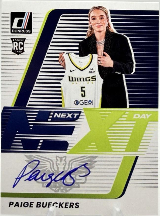 Paige Bueckers #5