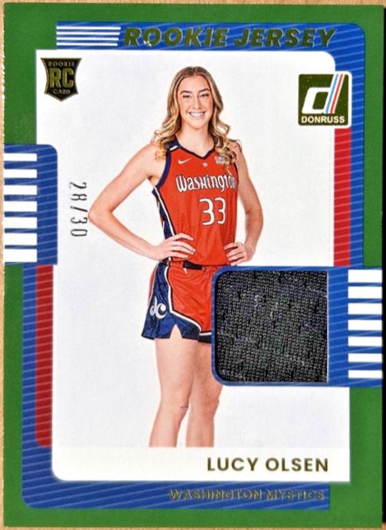 Lucy Olsen [Green] #7
