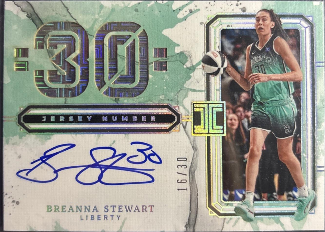Breanna Stewart #10